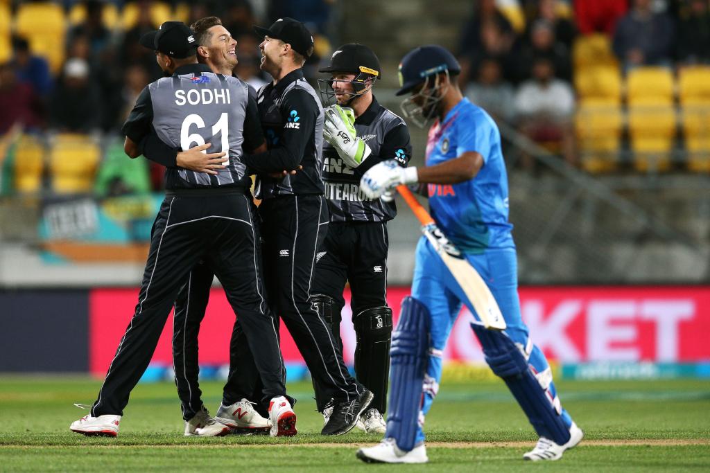 पहले ट्वेंटी-20 मैच में भारतीय टीम को मिली हार