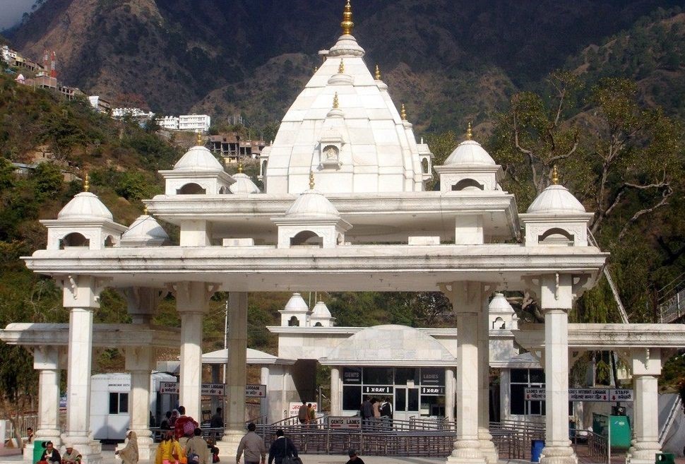 मां वैष्णो देवी मंदिर (फाइल फोटो)