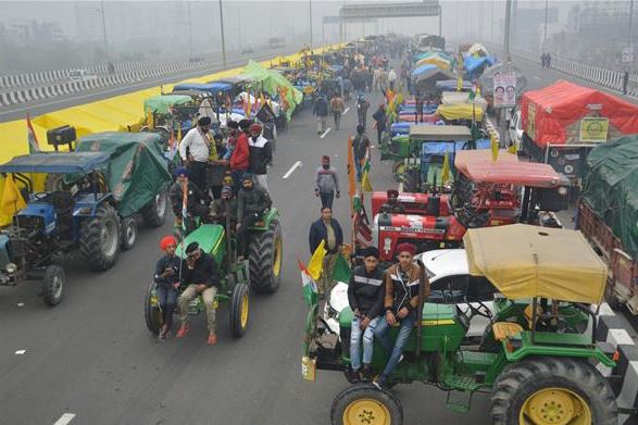 बड़ी संख्या में दिल्ली आ रहे किसान