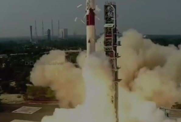 श्रीहरिकोटा से ब्राजील का अमेजोनिया-1 उपग्रह भी भेजा गया अंतरिक्ष में