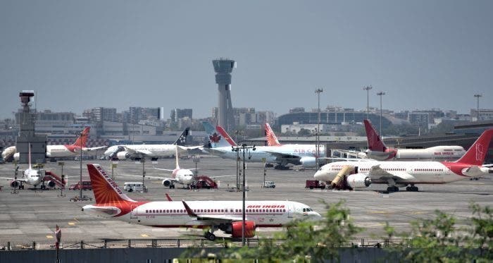 एयरपोर्ट पर बढ़ाई गई सुरक्षा (फाइल फोटो)