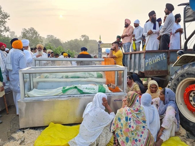लखीमपुर खीरी हिंसा में कई किसानों की मौत