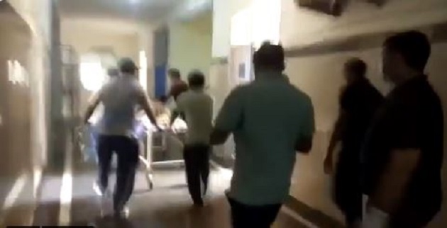 घायल जवानों को अस्पताल में किया गया भर्ती