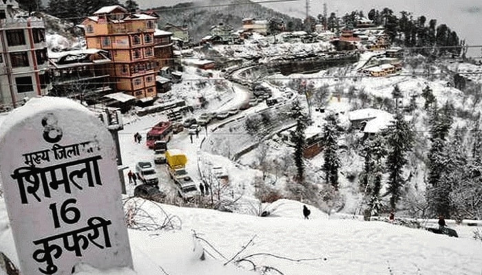 शिमला में भी जमकर बर्फवारी (फाइल फोटो)