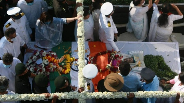 लता मंगेशकर के अंतिम विदाई की तस्वीरें