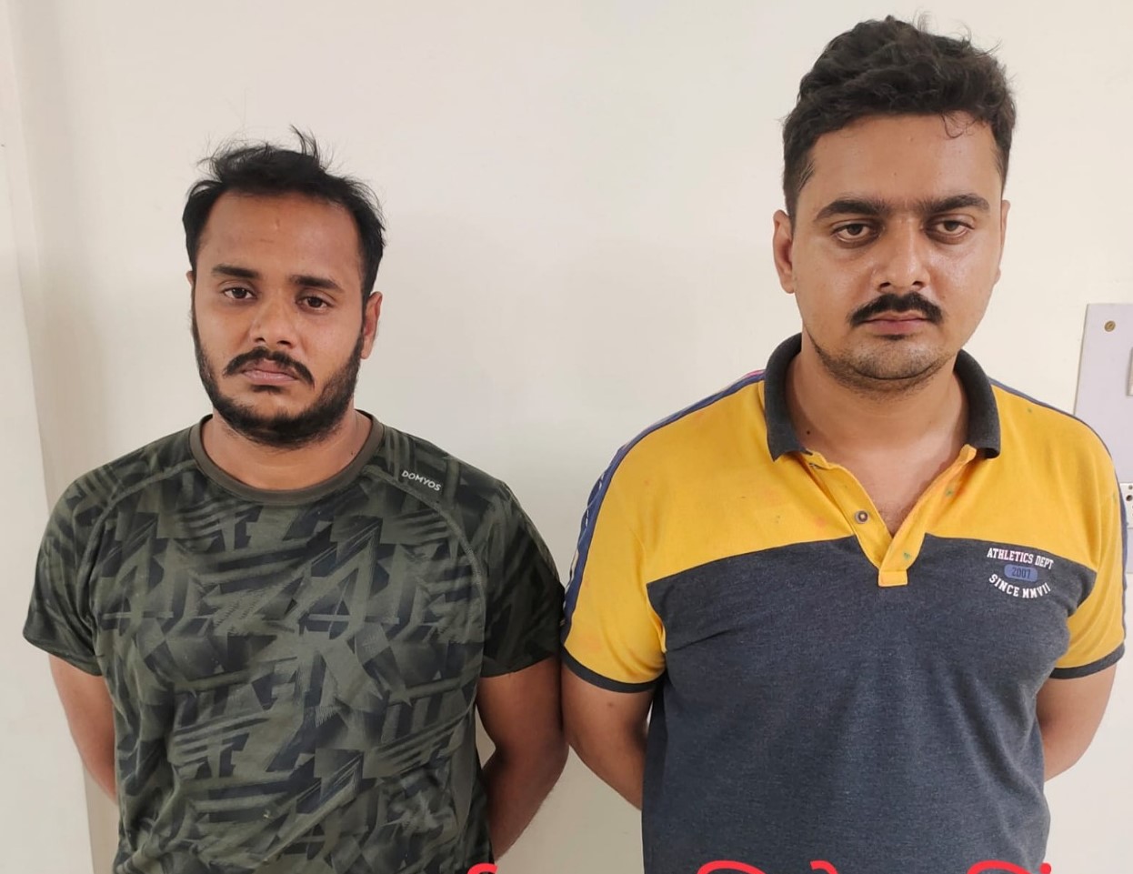 मुम्बई के चर्चित बिल्डर समरजीत की हत्या में गिरप्तार दो कुख्यात शूटर
