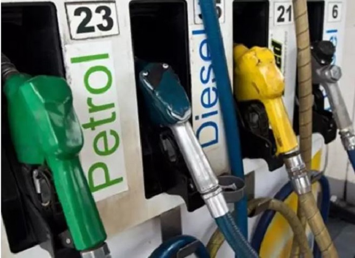 देश में पेट्रोल की कीमत में बृद्धि जारी (फाइल फोटो