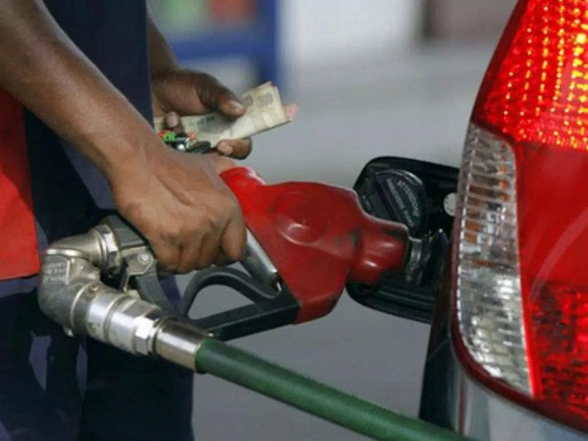 श्रीलंका में ईंधन के दाम बढ़े (फाइल फोटो )