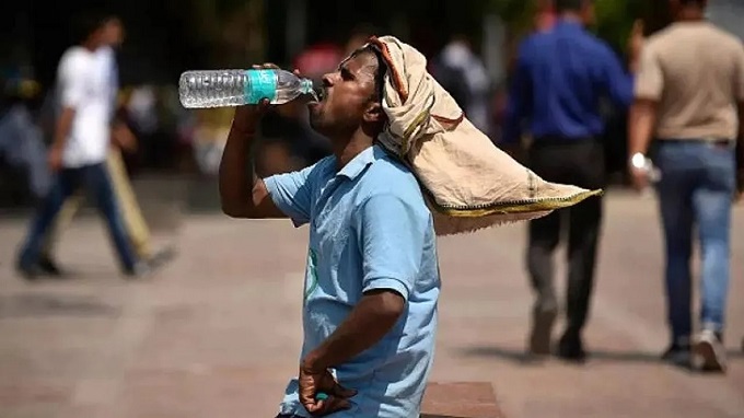दिल्ली का मौसम रहेगा साफ (फाइल फोटो)