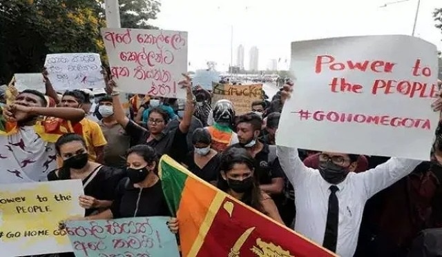श्रीलंका में राष्ट्रपति के इस्तीफे को लेकर विरोध प्रदर्शन जारी (फाइल फोटो)