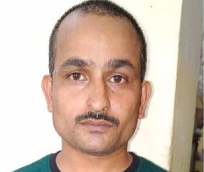 शातिर ठग को एसटीफ ने किया गिरफ्तार