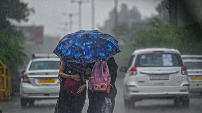 कर्नाटक में  भारी बारिश का अनुमान