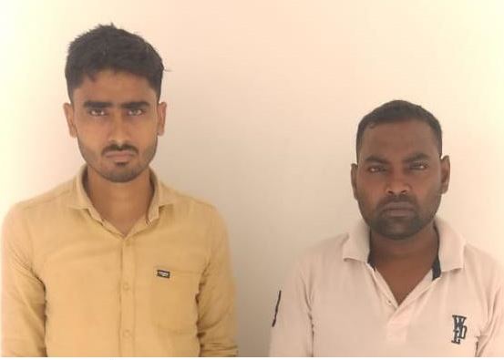 गिरफ्तार अंकेश कुमार और संजय नविक
