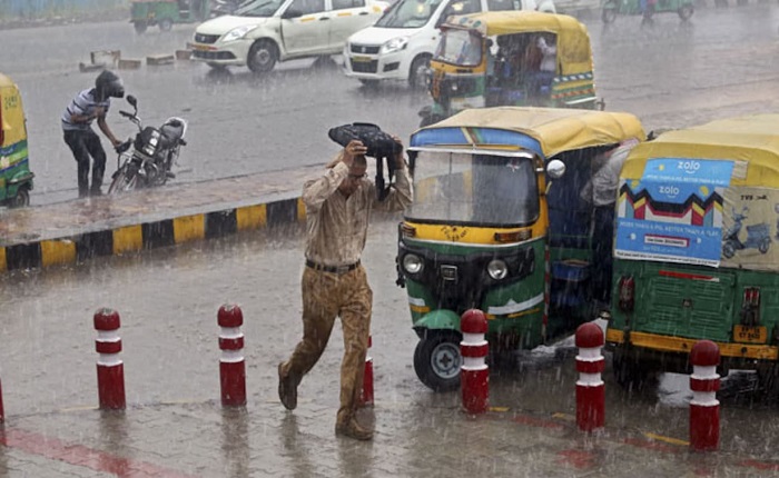 दिल्ली में न्यूनतम तापमान में गिरावट