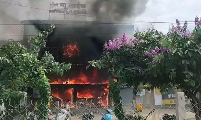 जबलपुर के हॉस्पिटल में भीषण आग