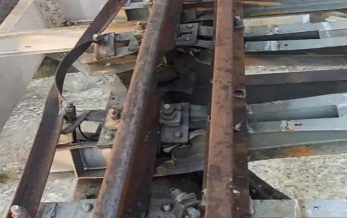 ब्रॉड गेज रेलवे को विस्फोट से उड़ाने की साजिश