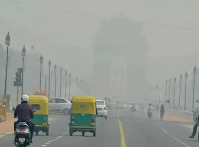 दिल्ली एनसीआर और उत्तर भारत में शीत लहर से ठिठुरन बढ़ी