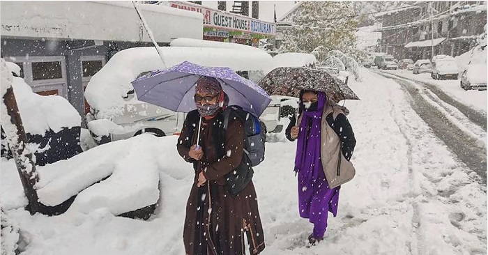 कश्मीर में हिमपात होने के आसार