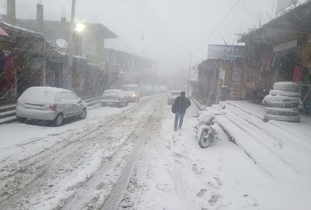 शिमला में बर्फवारी