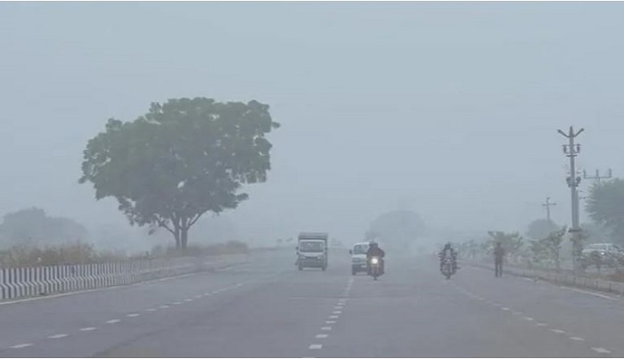 दिल्ली में छा सकते हैं बादल