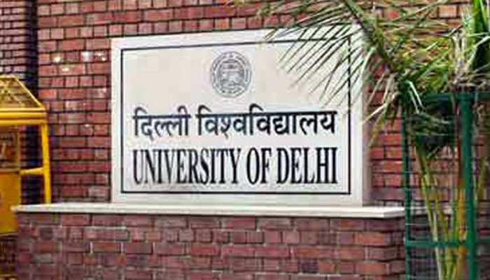 दिल्ली विश्वविद्यालय का 99वां दीक्षांत समारोह फरवी में (फाइल)