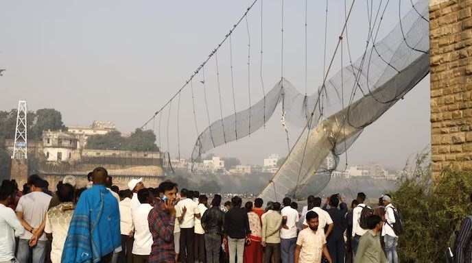 मोरबी ब्रिज हादसे में हुई थी 144 लोगों की मौत