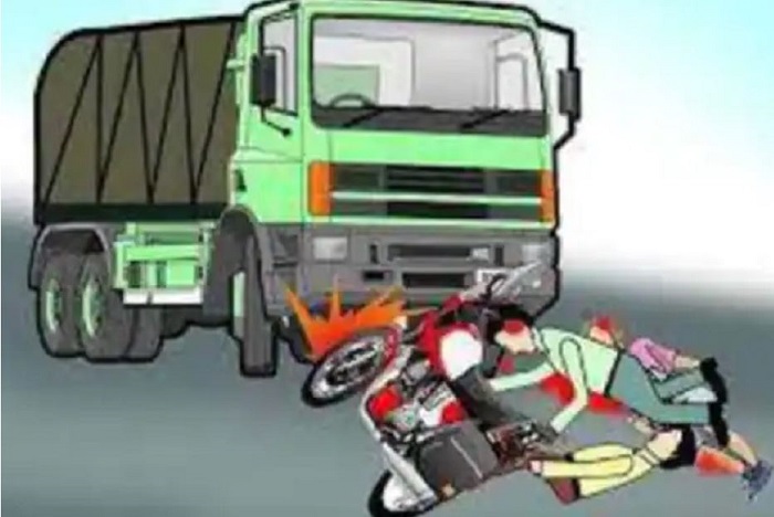 ट्रक ने मोटरसाइकिल को मारी टक्कर