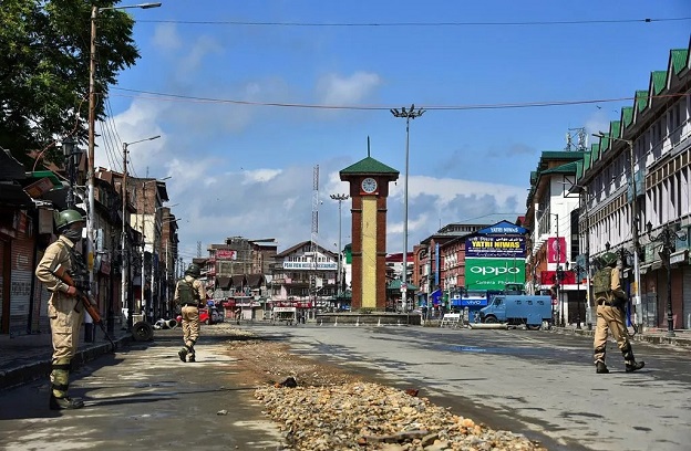 कश्मीर के लाल चौक में बंद (फाइल फोटो)