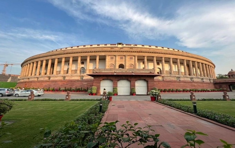संसद भवन में शिवसेना ऑफिस शिंदे गुट को आवंटित
