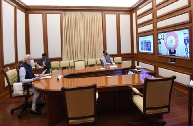 प्रगति बैठक में  प्रधानमंत्री नरेन्द्र मोदी (फाइल फोटो)