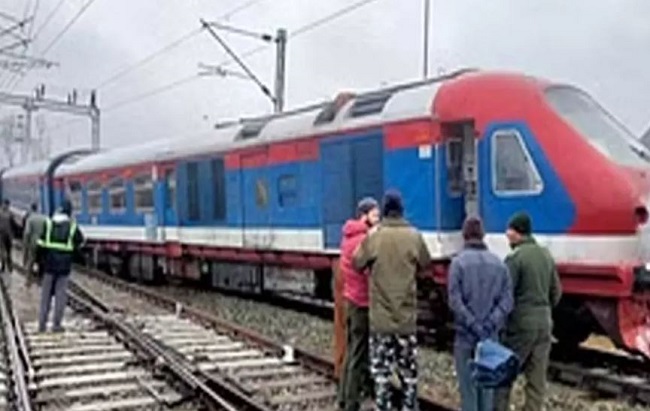 बारामूला में ट्रेन की चपेट में आने से व्यक्ति की मौत