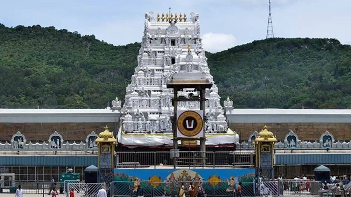 आंध्र प्रदेश सरकार मंदिरों का निर्माण कराएगी