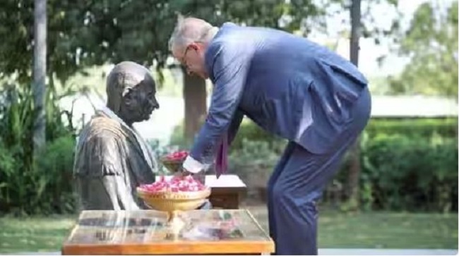 ऑस्ट्रेलिया के प्रधानमंत्री ने  महात्मा गांधी को श्रद्धांजलि