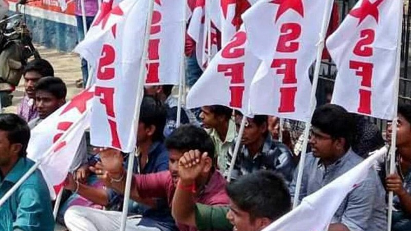 एसएफआई ने बंगाल के विश्वविद्यालयों में तत्काल छात्रसंघ चुनाव के लिये निकाली रैली