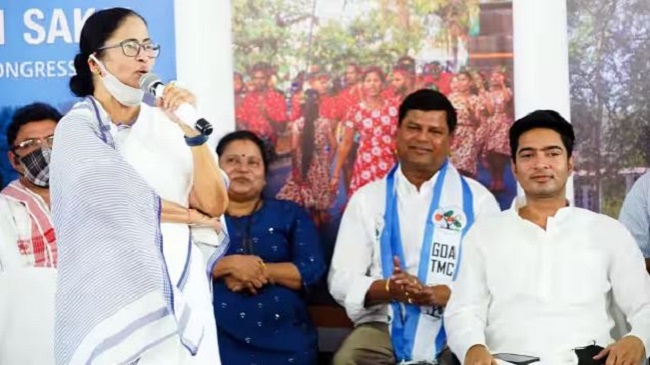 ममता बनर्जी ने पंचायत चुनाव को लेकर नेताओं की बैठक बुलाई