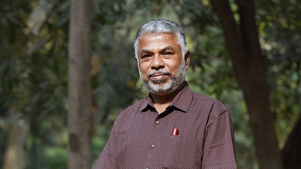 तमिल लेखक पेरुमल मुरुगन (फाइल फोटो)