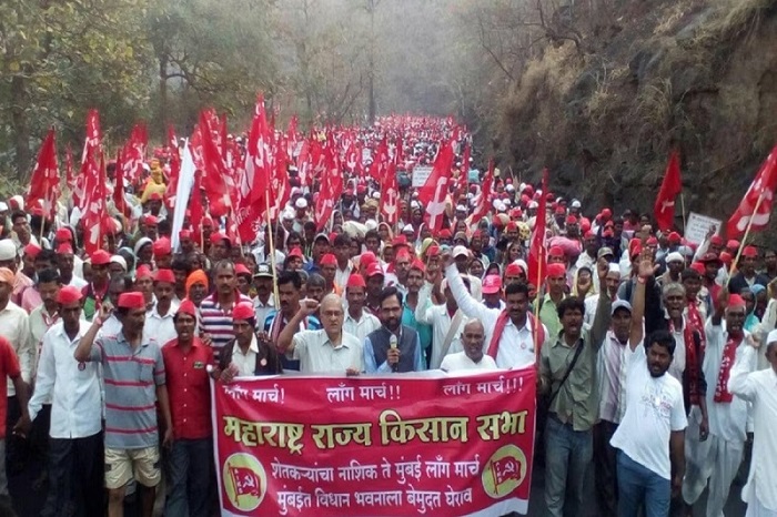 किसानों आदिवासियों ने ठाणे जिले में प्रवेश किया