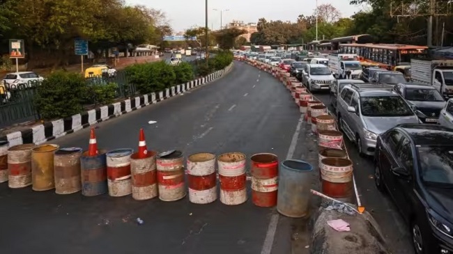 दक्षिण दिल्ली में यातायात जाम