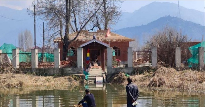 श्रीनगर के 700 साल पुराने मंगलेश्वर भैरव मंदिर