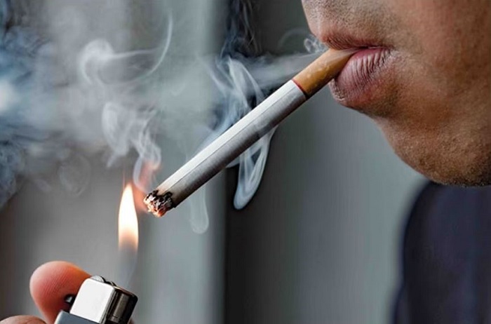 धूम्रपान छोड़ने में मदद के लिए ई-सिगरेट की अधिक उपलब्धता