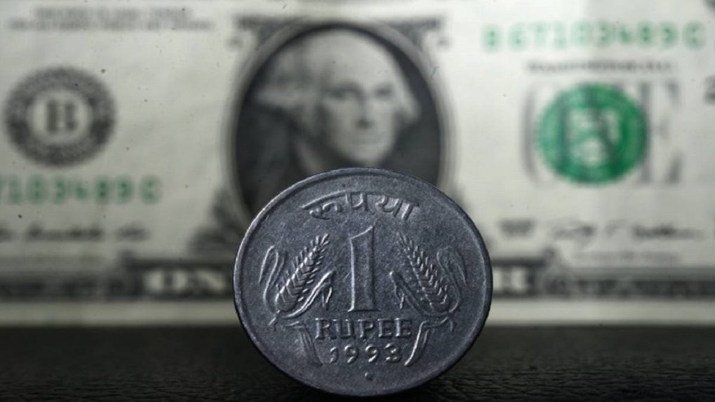 अमेरिकी डॉलर के मुक़ाबले रुपये में तेजी