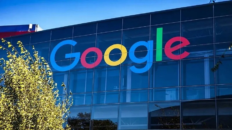 गूगल के पक्ष में 10 लाख रुपये के हर्जाने का आदेश दिया