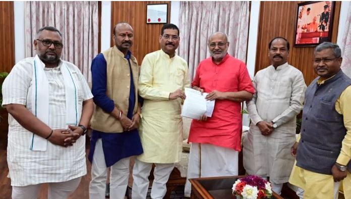 भाजपा नेताओं ने झारखंड के राज्यपाल से मुलाकात की