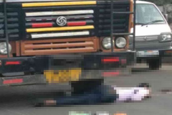 नोएडा में कंपनी परिसर के अंदर ट्रक की चपेट में आने से कर्मचारी की मौत