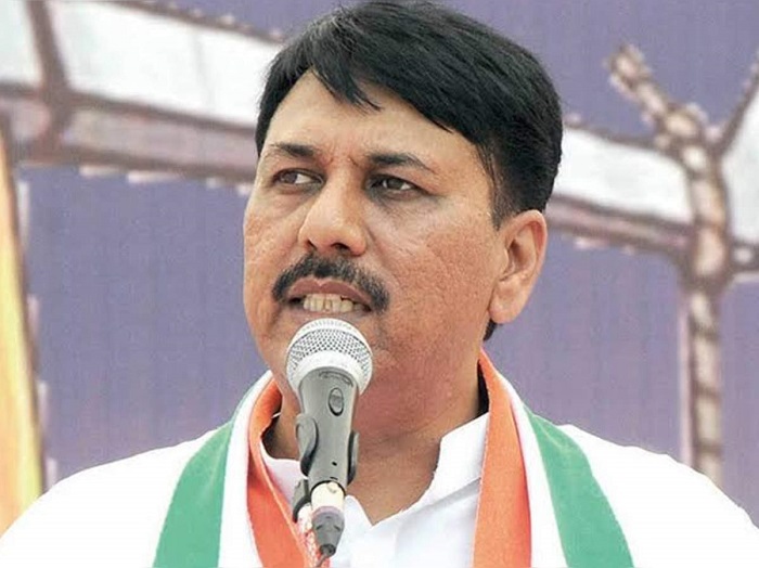गुजरात कांग्रेस विधायक दल के नेता अमित चावड़ा