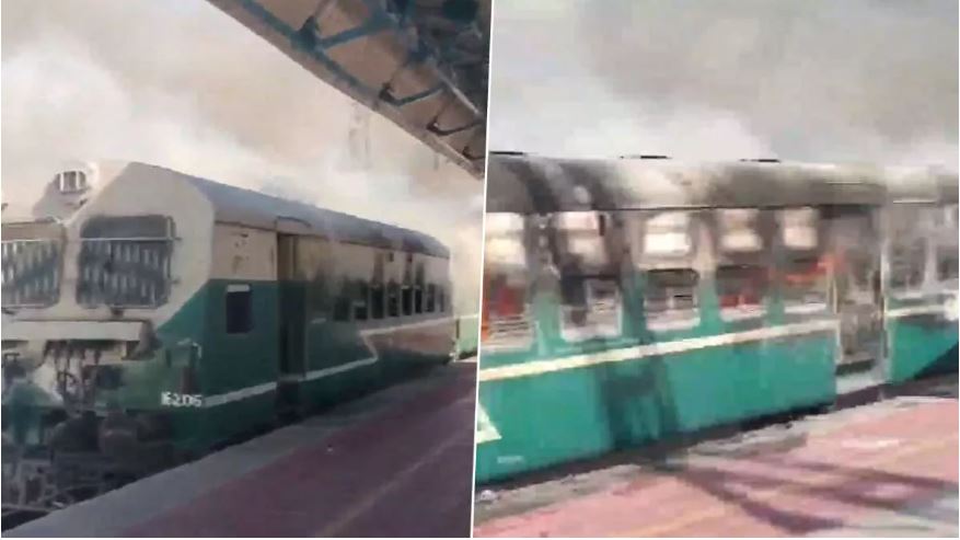 पाकिस्तान में ट्रेन के डिब्बे  में आग लगी (फ़ाइल)