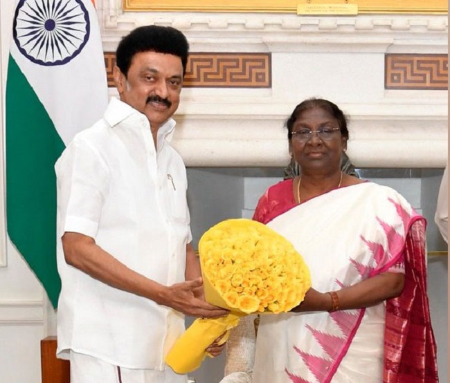 तमिलनाडु के मुख्यमंत्री स्टालिन ने राष्ट्रपति द्रौपदी मुर्मू से भेंट की