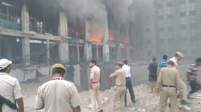 AIIMS की निर्माणाधीन इमारत में लगी आग