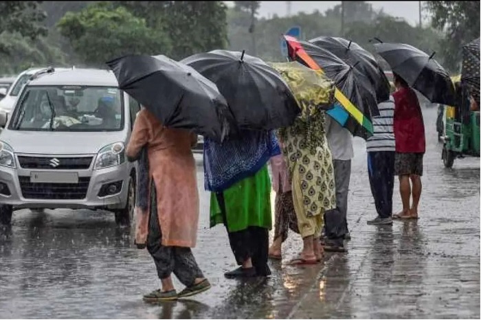 दिल्ली, नोएडा के कुछ हिस्सों में बारिश