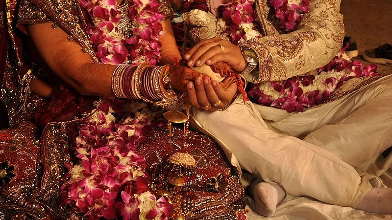 25 जोड़ों ने सामूहिक विवाह समारोह में शादी की